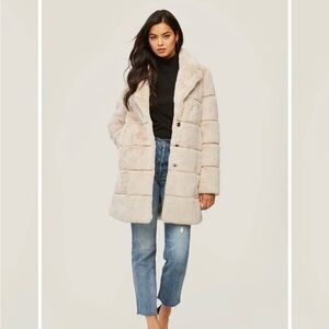 NWT Soia & Kyo Joan Faux Fur Jacket